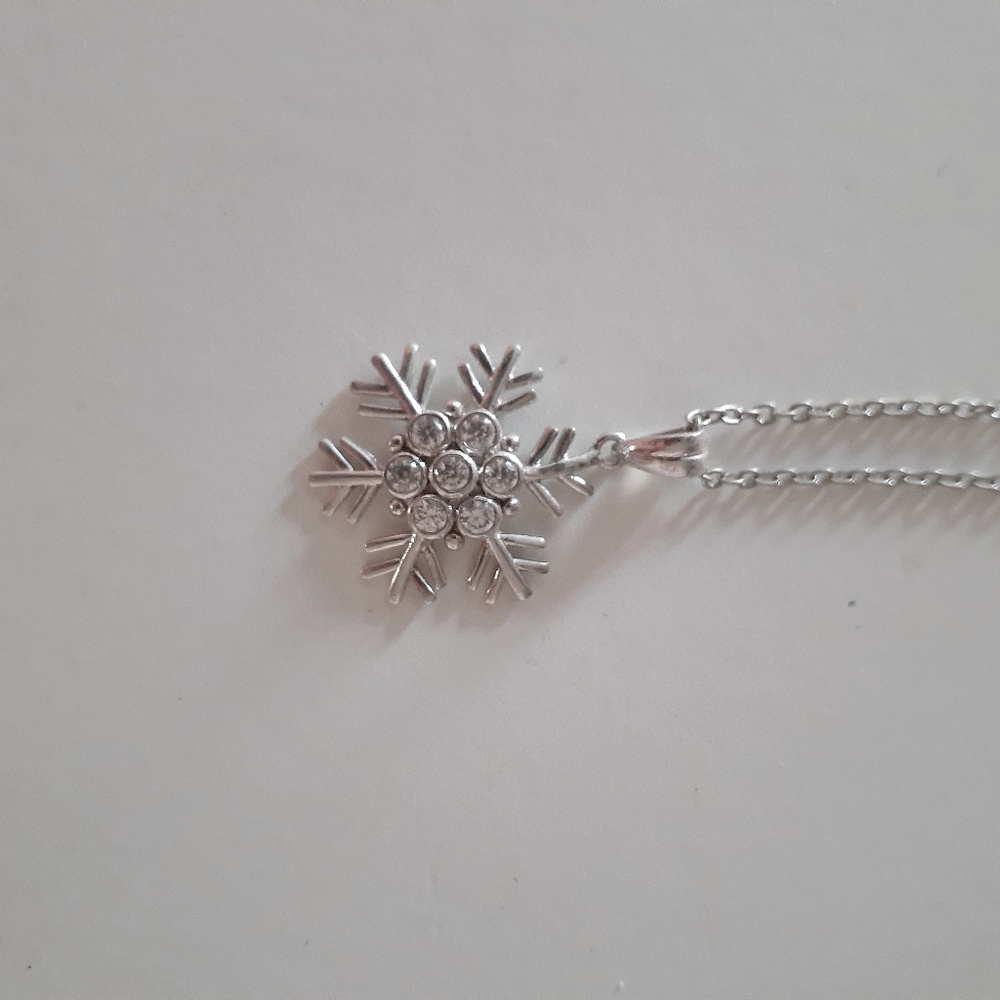 Snowflake Necklace